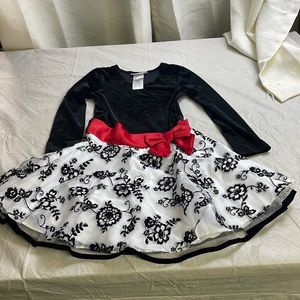 Bonnie Jean girls Fancy Dress. Size 6